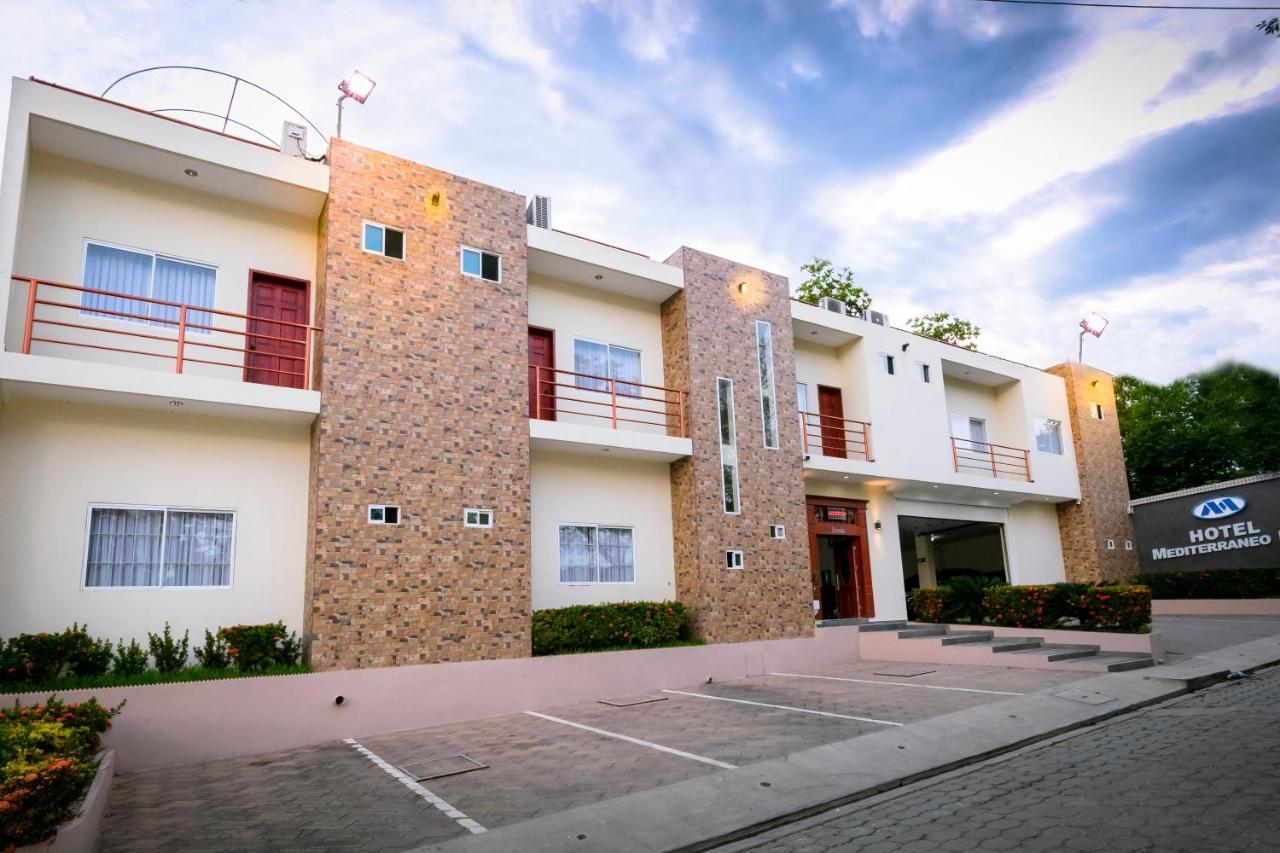Hotel Mediterraneo Inn Santa Rosa de Lima Екстериор снимка